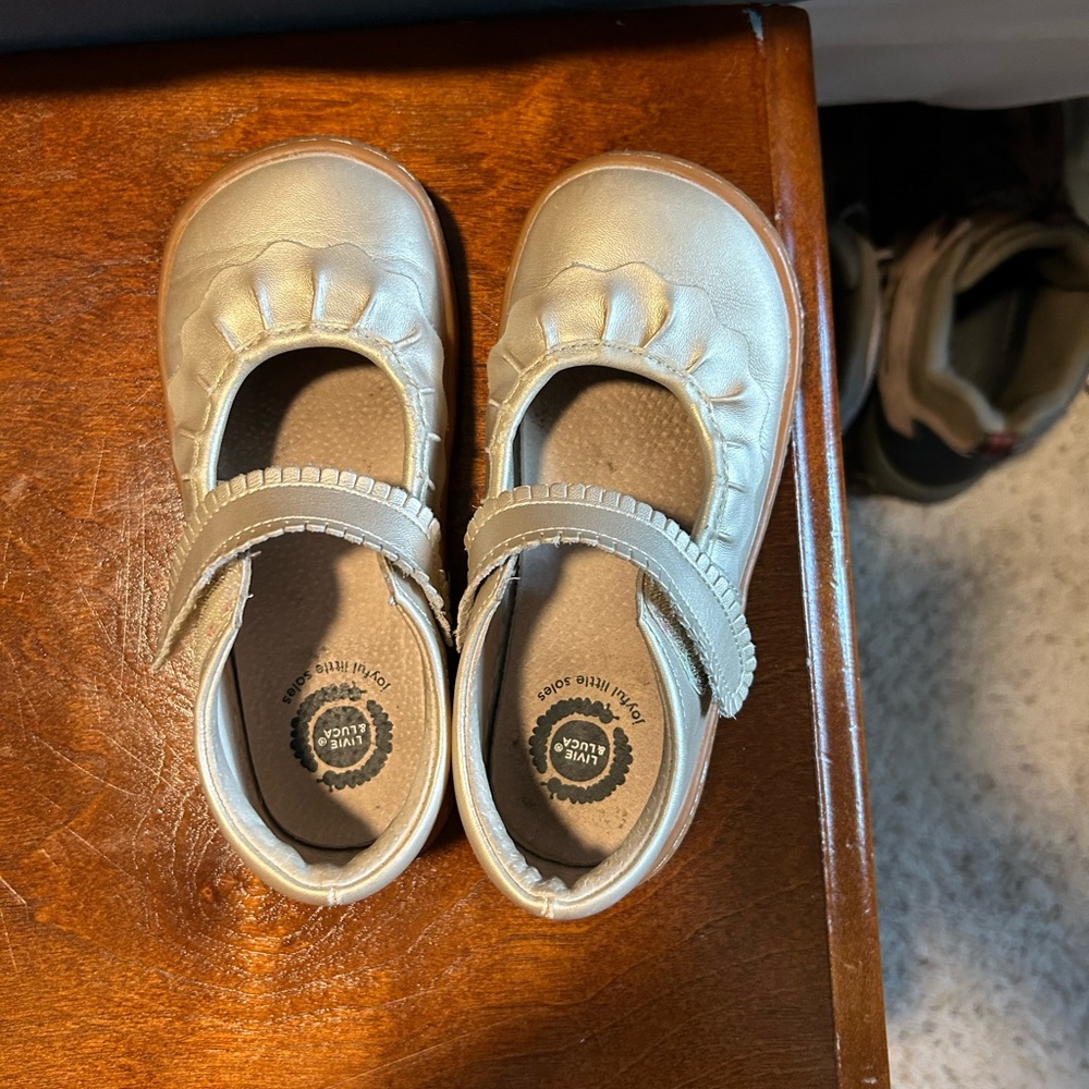 Never worn